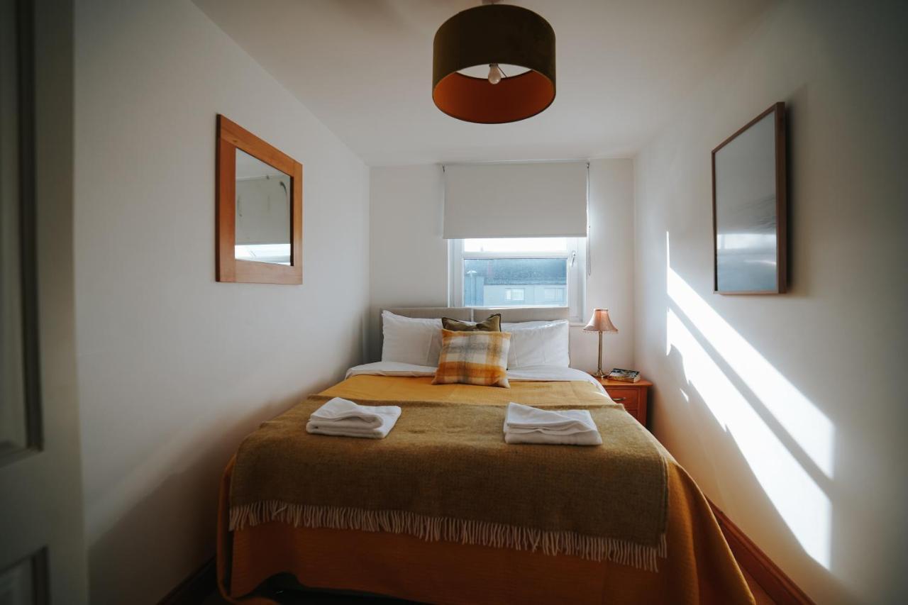 13 Tabernacle Str - Bear Holiday Homes Aberaeron Buitenkant foto